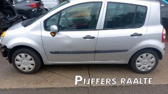 Uttjänta bilar auto Renault Modus Modus/Grand Modus (JP), MPV, 2004 / 2012 1.4 16V 2006/12