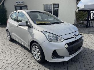 Schadeauto Hyundai I-10 1.0i Comfort N.A.P NL PRACHTIG!!! 2019/2