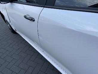 Alfa Romeo Giulietta Giulietta 1.6 JTDm Super AUTOMAAT N.A.P NL AUTO PRACHTIG!!! picture 21