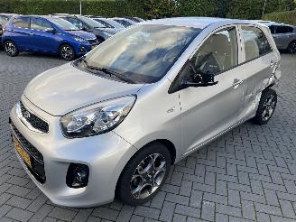 Kia Picanto 1.0 CVVT DynamicLine N.A.P NL AUTO picture 7