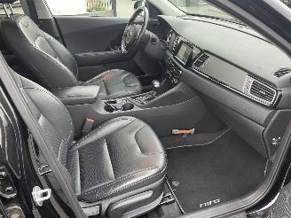 Kia Niro 1.6 GDi Hybrid SportsLine N.A.P NL AUTO PRACHTIG!!! picture 7