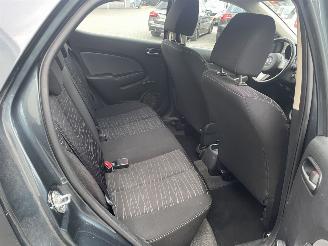 Mazda 2 1.3 TS Plus N.A.P NL AUTO PRACHTIG!!! picture 9