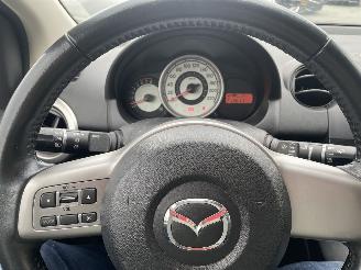 Mazda 2 1.3 TS Plus N.A.P NL AUTO PRACHTIG!!! picture 10