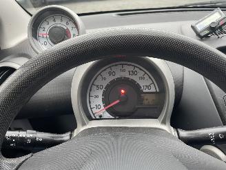 Peugeot 107 1.0-12V XS N.A.P NL AUTO 5.DRS AIRCO picture 10
