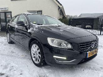 begagnad bil auto Volvo V-60 1.6 D2 Summum AUTOMAAT N.A.P NL AUTO PRACHTIG!!!! 2014/2