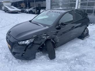 Peugeot e-208 EV Active Pack 50 kWh N.A.P NL AUTO PRACHTIG picture 5