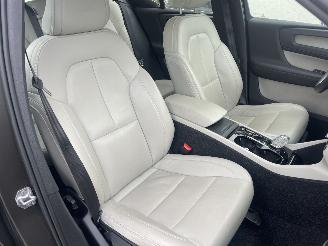 Volvo XC40 2.0 T5 AWD Inscription AUTOMAAT N.A.P NL AUTO PRACHTIG!!! picture 10
