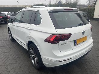 Volkswagen Tiguan 1.4 TSI ACT Connected Series N.A.P NL AUTO picture 2