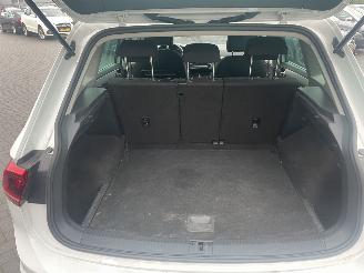 Volkswagen Tiguan 1.4 TSI ACT Connected Series N.A.P NL AUTO picture 10