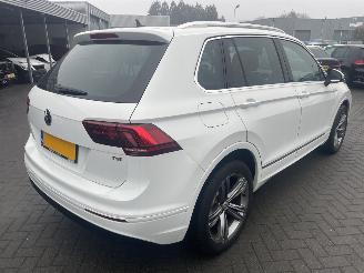 Volkswagen Tiguan 1.4 TSI ACT Connected Series N.A.P NL AUTO picture 3