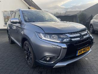 škoda osobní automobily Mitsubishi Outlander 2.0 Instyle AUTOMAAT 7.P N.A.P NL AUTO PRACHTIG!!! 2016/1