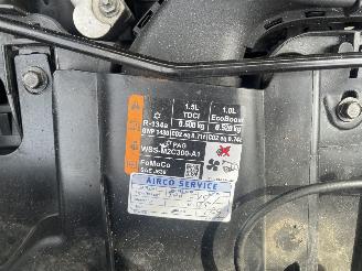 Ford Transit Courier Van 1.5 TDCI Limited Duratorq S&S picture 19