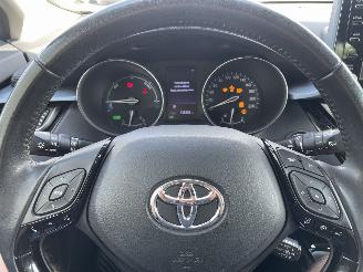 Toyota C-HR 1.8 Hybrid Dynamic N.A.P NL AUTO PRACHTIG!!! picture 10