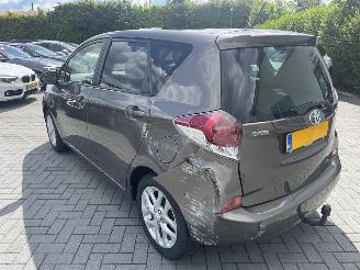 Toyota Verso S 1.3 VVT-i Trend AUTOMAAT N.A.P PRACHTIG!!! picture 2