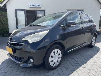 Auto incidentate Toyota Verso S 1.3 VVT-i Aspiration N.A.P NL AUTO 2011/2
