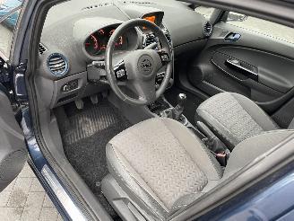 Opel Corsa 1.2-16V Cosmo N.A.P NL AUTO PRACHTIG!!! picture 5