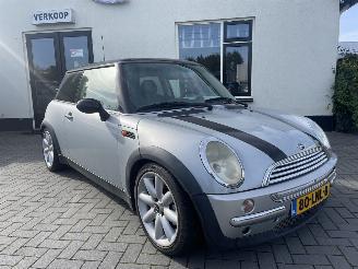 uszkodzony samochody osobowe Mini Mini COOPER 1.6 Cooper 2003/6