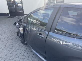 Toyota Yaris 1.5 Hybrid 115 First Edition N.A.P NL AUTO picture 15