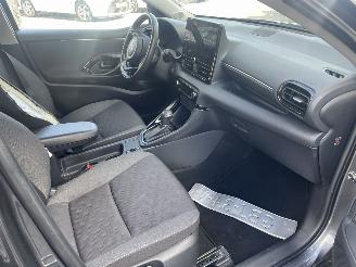 Toyota Yaris 1.5 Hybrid 115 First Edition N.A.P NL AUTO picture 17