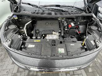 Peugeot 5008 1.2 PureTech Blue 7.P Executive N.A.P NL AUTO PRACHTIG!!! picture 20