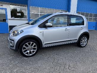  Volkswagen Up! 1.0 CROSS UP! 2014/5