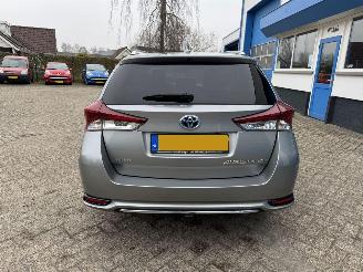 Toyota Auris 1.8 AUTOMAAT HYBRID picture 7