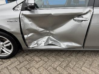 Toyota Auris 1.8 AUTOMAAT HYBRID picture 10