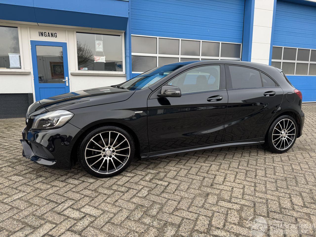 Mercedes A-klasse A180  AMG  EDITION