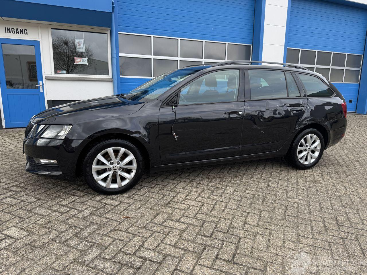 Skoda Octavia 1.0 TSI  AMBITION  BUSINESS