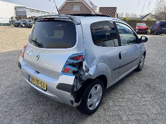 Renault Twingo 1.2-16V  DYNAMIQUE picture 6