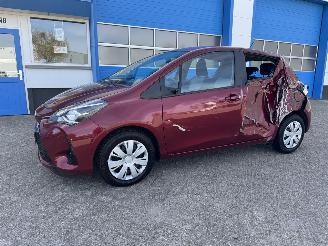Schadeauto Toyota Yaris 1.5 AUTOMAAT  HYBRID 2019/5