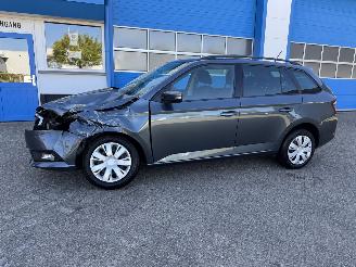 Voiture accidenté Skoda Fabia 1.0 TSI  AMBITION 2020/12
