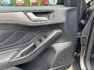 Ford Focus 1.0 ECOBOOST  TITANIUM  BUSINESS picture 19
