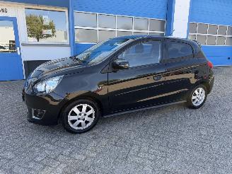 Coche accidentado Mitsubishi Space-star 1.0  INTENSE 2015/2