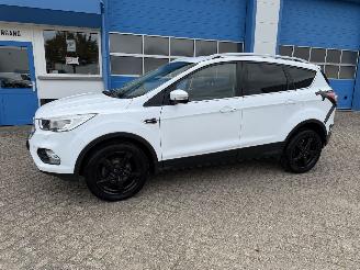 Unfallwagen Ford Kuga 1.5  Trend 2017/12