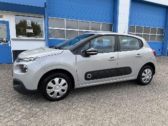 damaged passenger cars Citroën C3 1.2 PURETECH  FEEL 2017/10