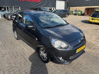 Unfallwagen Mitsubishi Space-star 1.0 5-drs airco Inform 2013/3
