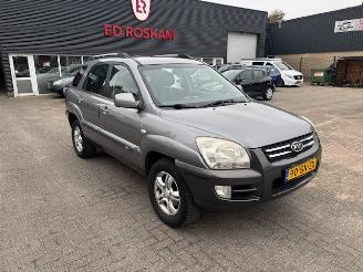 Schadeauto Kia Sportage 2.0 Executive 2006/3
