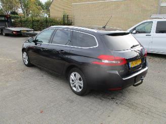 Peugeot 308 1.6 BLUEHDI EXECUTIVE PACK picture 3