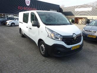 uszkodzony samochody osobowe Renault Trafic 1.6 DCI T29L2H1 2017/9