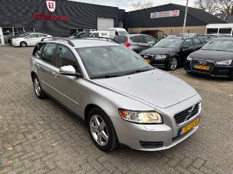 Schadeauto Volvo V-50 1.8 Advantage 2010/4