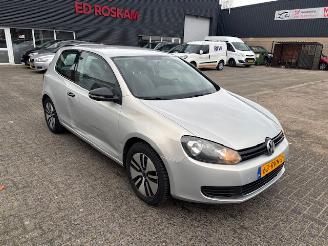 Schadeauto Volkswagen Golf 1.4 TSI Trend Airco 2011/8