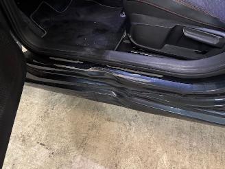 Seat Leon 1.5 eTSI FR Intense DSG 150pk picture 9