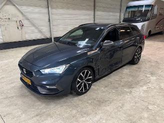 Seat Leon 1.5 eTSI FR Intense DSG picture 6