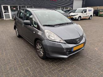 krockskadad bil auto Honda Jazz 1.2 S 5-drs airco 2013/2