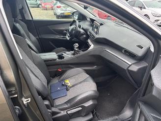 Peugeot 5008 1.2 PureTech Premium 7-pers  131pk picture 15