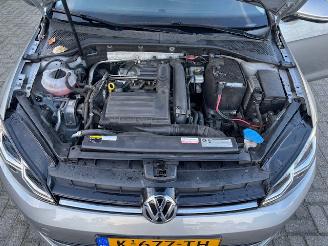 Volkswagen Golf 1.2 TSI 5-drs airco picture 10