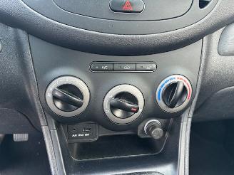 Hyundai I-10 1.1 I-Drive airco NAP picture 7