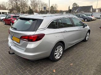 Opel Astra 1.0 Online Edition picture 2