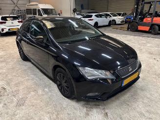Schadeauto Seat Leon 1.6 TDI Limited Edition 2013/12